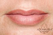lipcosmetic-tattoo